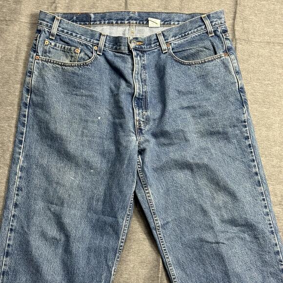 Vintage Levi's Men's 550 Relaxed Fit Jeans Mens W40 L32 Blue Denim Distressed - Picture 7 of 10